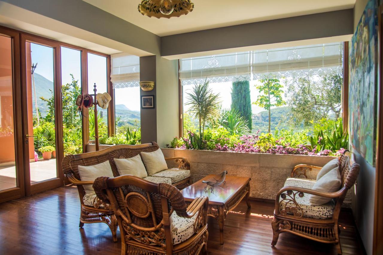 #Ioniahouse Surrel Villa Tirana Bagian luar foto