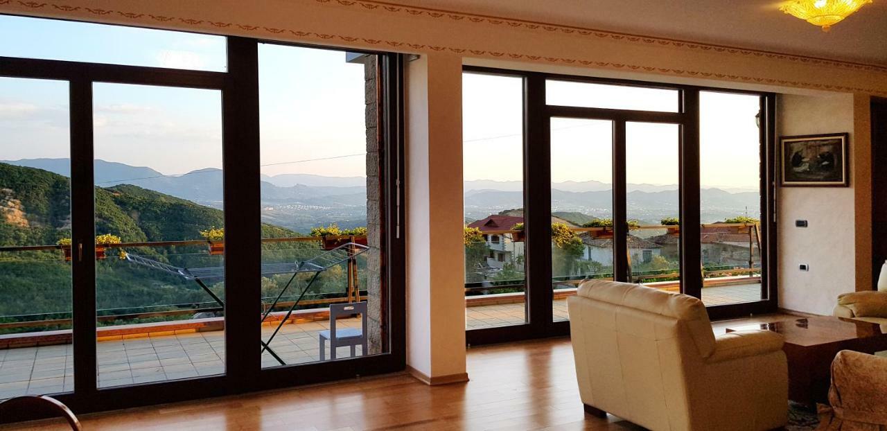 #Ioniahouse Surrel Villa Tirana Bagian luar foto
